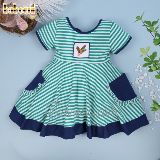Lovely girl smocked dress with stripe printed pattern - BB1733